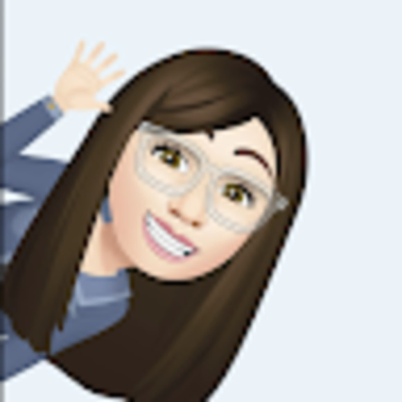 Meet your Posher, Laryssa - Picture 1 of 1